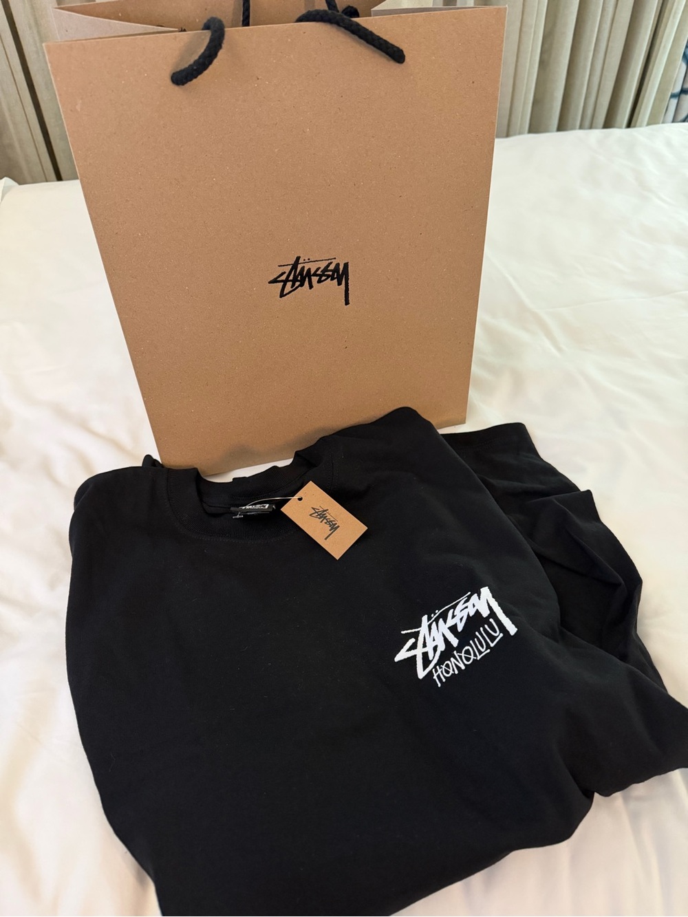 Stussy, Honolulu Men’s Black Graphic Logo T-Shirt XL